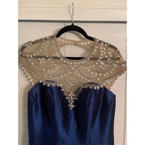 Mac Duggal prom formal dress size 10 Royal Blue